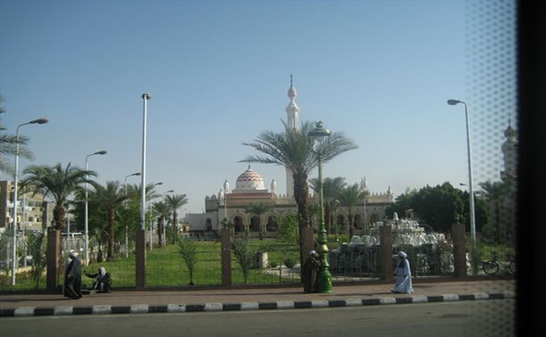 В Марокко наверное много мечетей
